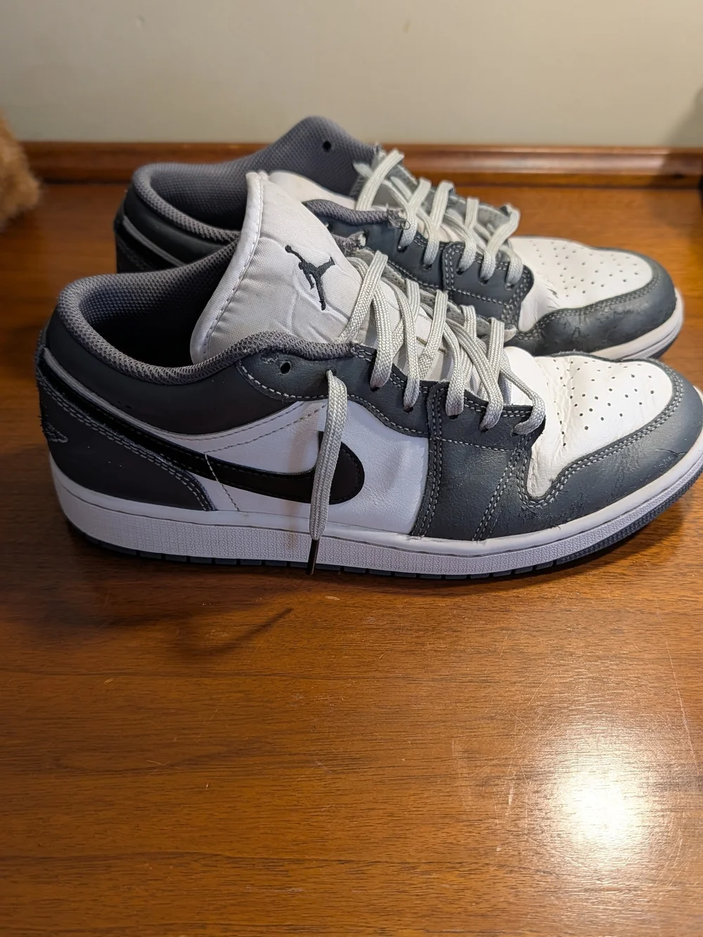 Nike Air Jordan 1 Low Retro Shoes Men Size 10 White Black Iron Gray 553558-152